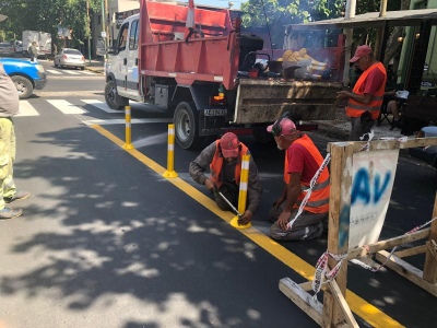 Lomas de Zamora: Se realizan trabajos de reparación en la avenida Pereyra Lucena