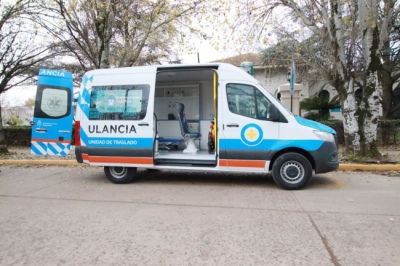 Lobos: La Provincia entregó una ambulancia y abrió la nueva sede del IPC en la ciudad