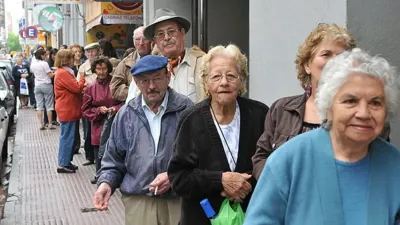 Más de 1.3 millones de jubilados cobrarán un suplemento por la suba del salario mínimo