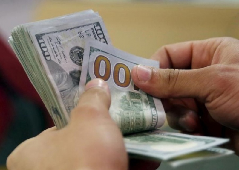 El dólar blue trepó a $280 tras los cambios en la cartera de economía
